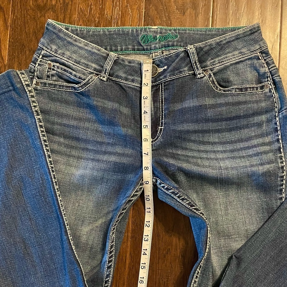 Wrangler Embroidered Rodeo Western Boot Cut Denim Jeans - Picture 8 of 9